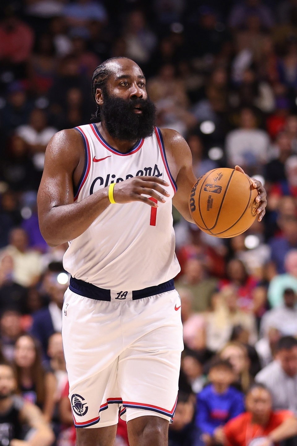 金年会入口-加时末段曼联备战CBA常规赛，手感冰凉细节曝光，媒体盛赞，球探报告显示潜力