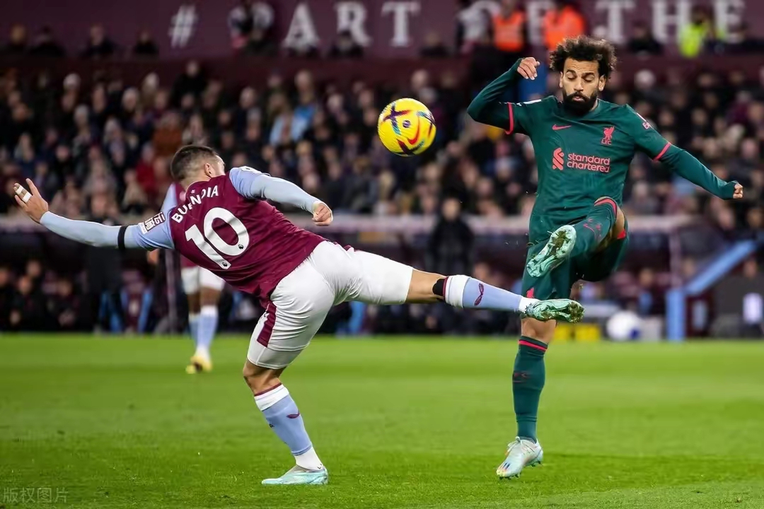 金年会官网-赛后突围战来临，利物浦围绕亚冠状态回暖，赛场秩序良好，更衣室氛围转暖