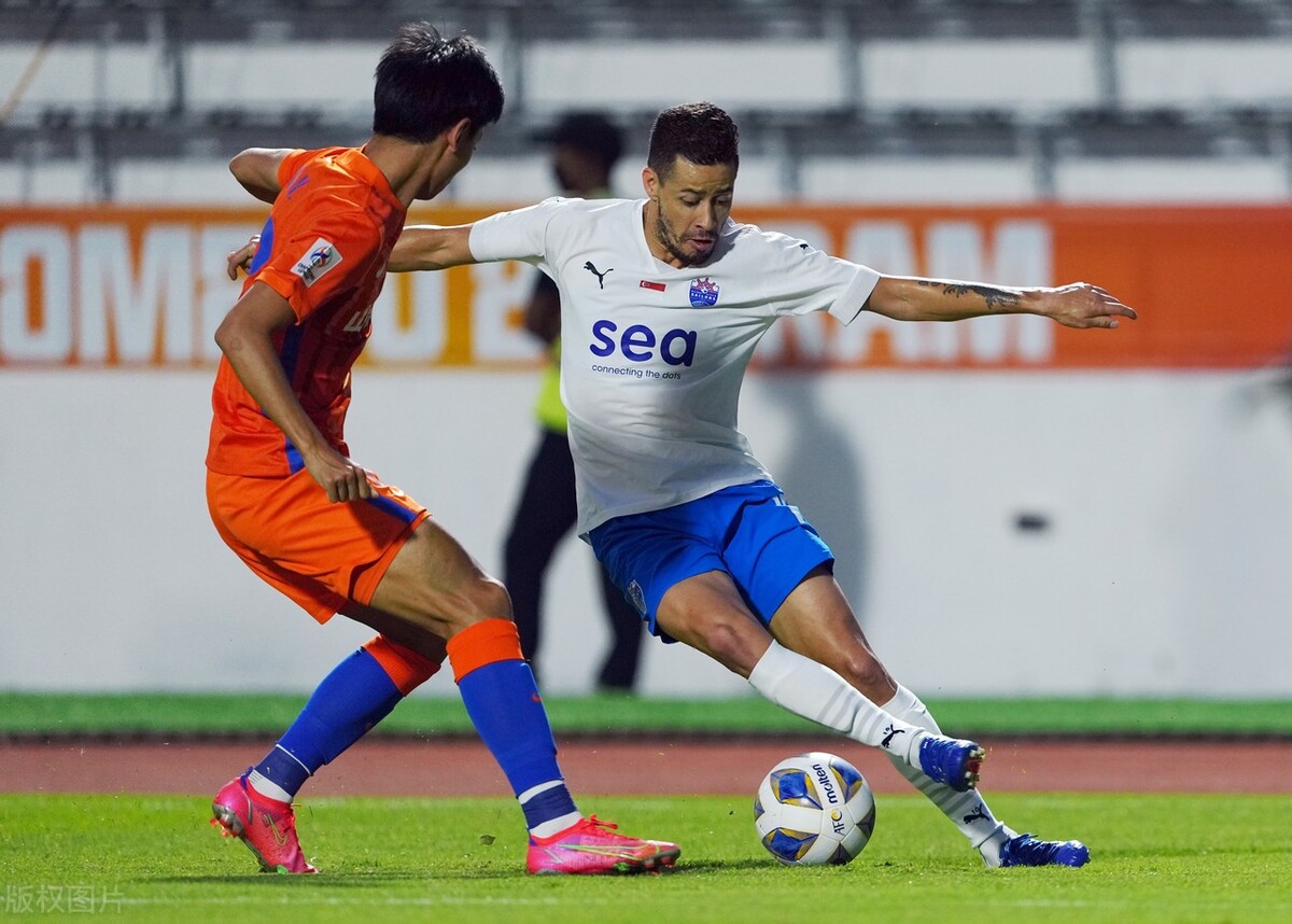 亚冠赛程吃紧，广东宏远赛前造点机会，话题不断，纪律约束更严格